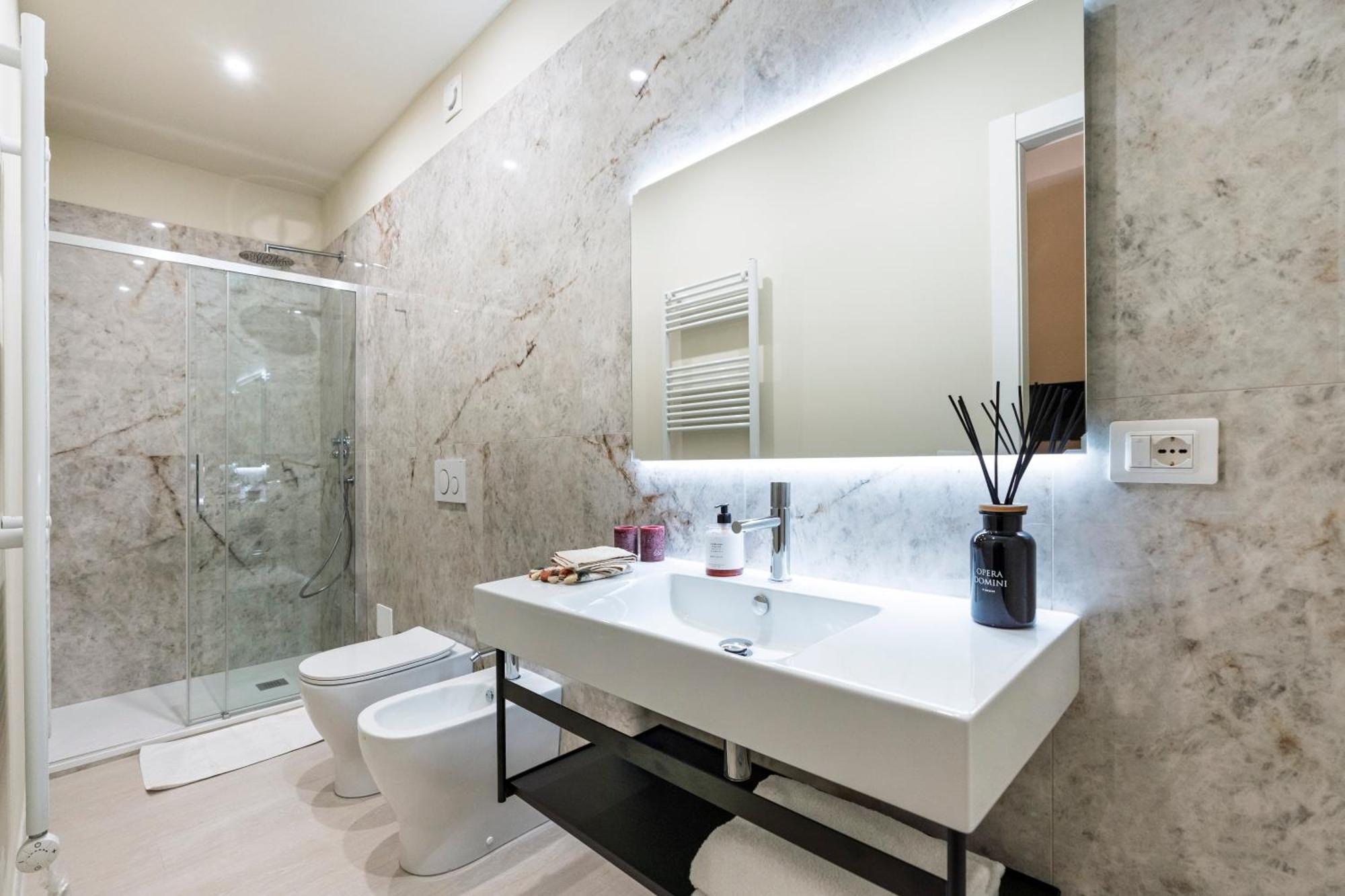 Historic Borgo Ognissanti, 8 Apartamento Florencia