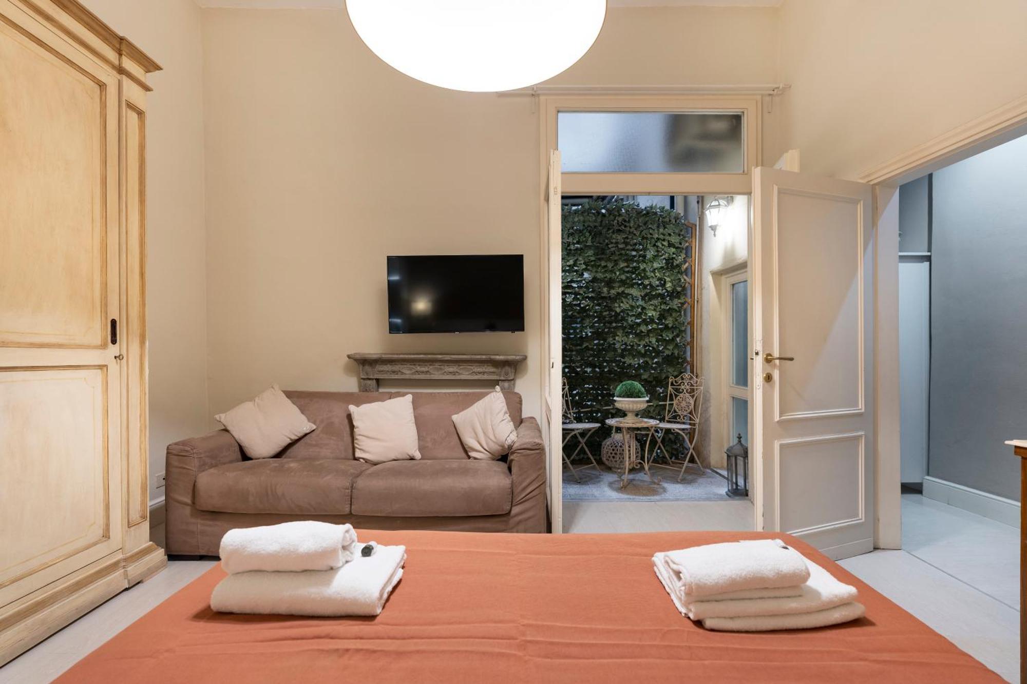 Historic Borgo Ognissanti, 8 Apartamento Florencia